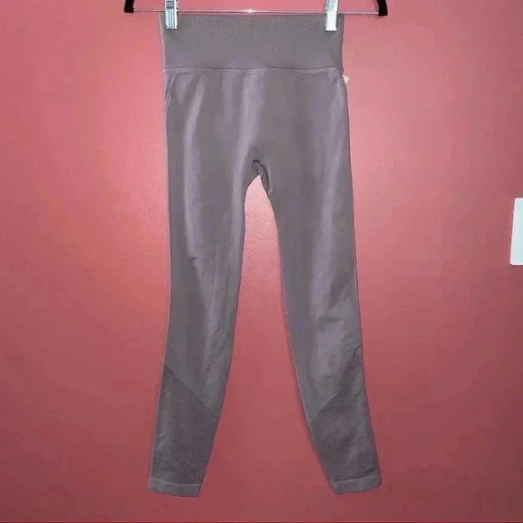 Lululemon Ebb to Street Tight - Picture 3 of 12